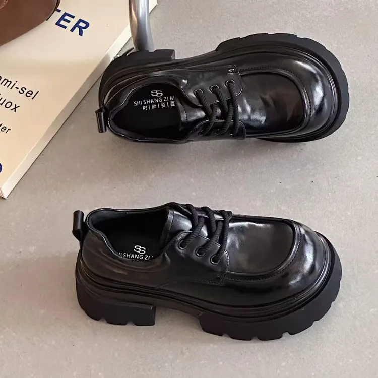 2025新款女英伦风系带四季复古港风真皮乐福鞋休闲厚底增高8821-1