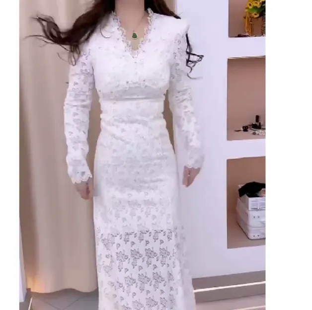 2024冬季新款时尚女装网红潮流气质靓丽漂亮韩版中长款连衣裙M4