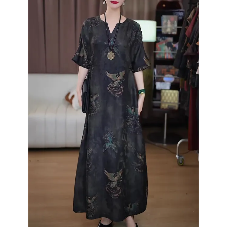 时尚减龄气质连衣裙女2025夏季新款优雅气质大码宽松显瘦高贵长裙