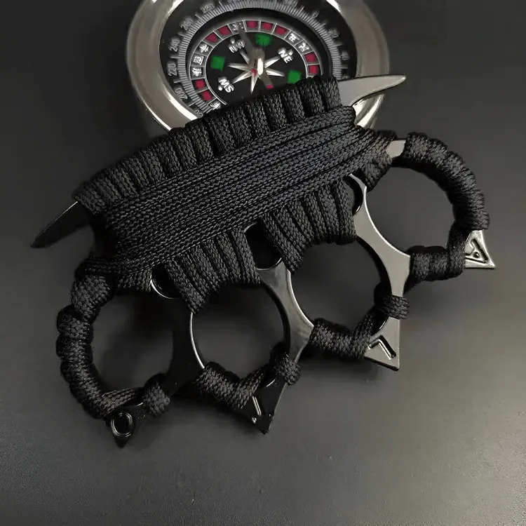 适用于车载具备多种功能可单手操控集防身防狼破窗器指环功能于一