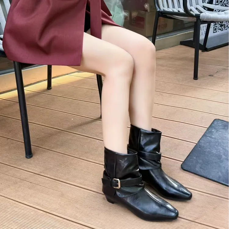 PUBGO/千喜步步高秋冬时尚低跟气质真皮黑色英伦风时装女靴