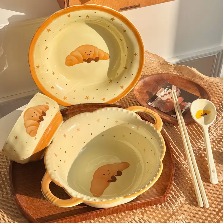 水果可颂2025釉下彩少女心陶瓷餐具套装家用碗盘大汤碗一人食好看