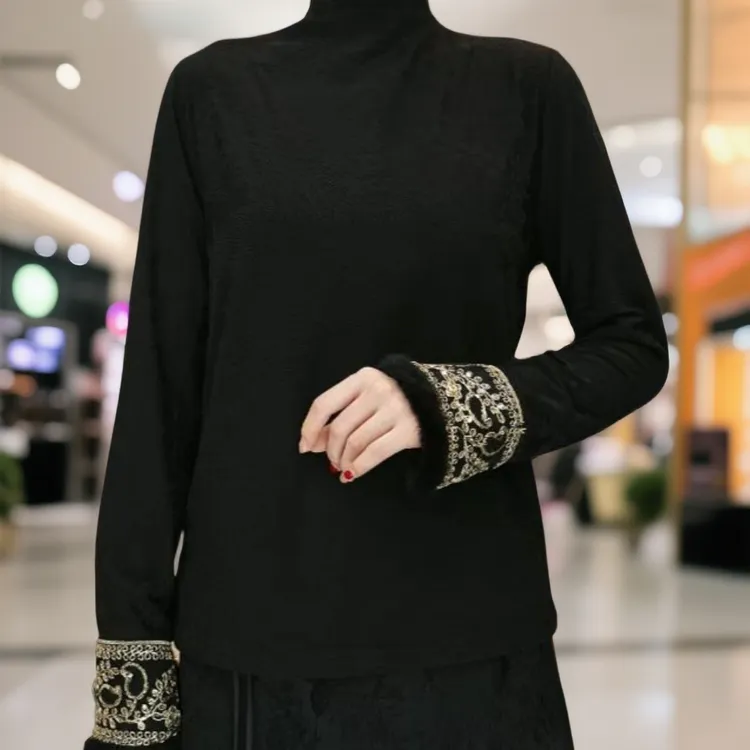 国风中式刺绣盘扣T恤女2025新款气质复古洋气上衣显瘦圆领打底衫