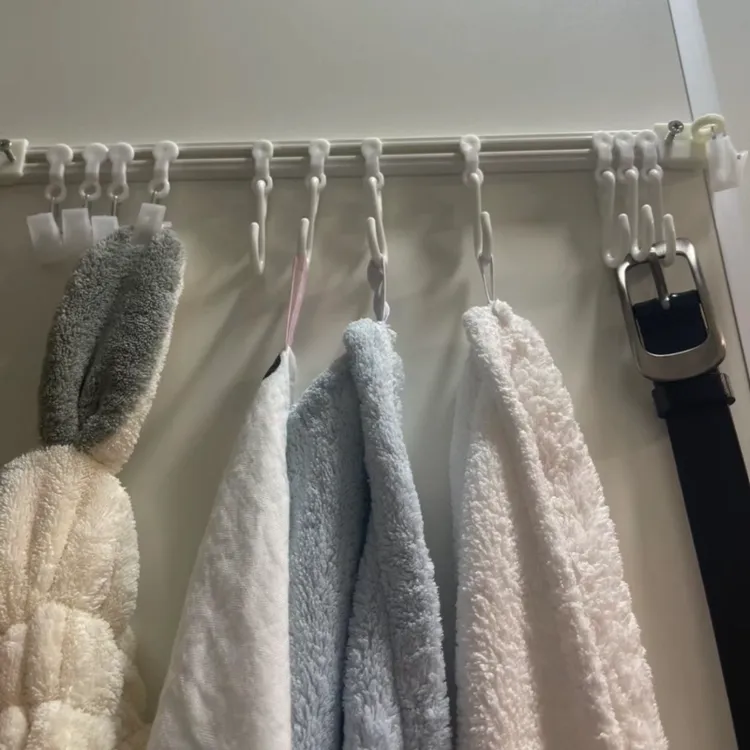挂袜子收纳架挂钩家用整理神器免安装衣柜挂钩放帽子内衣置物架d1