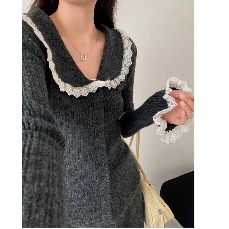 秋冬新款套装简约休闲风简约通勤休闲时尚温柔蕾丝拼接开衫+长裙