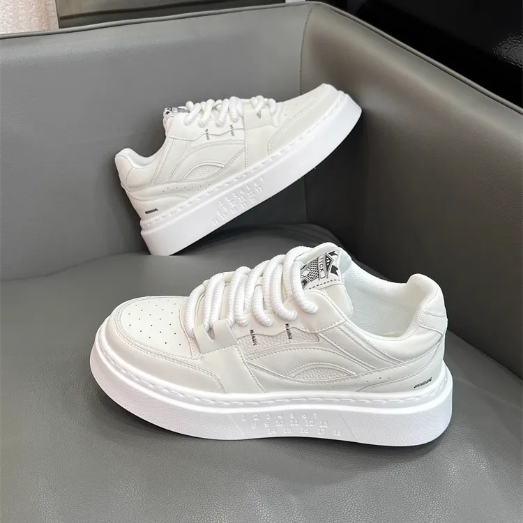 玛古芭秋季简约男鞋舒适百搭厚底增高板鞋潮流时尚低帮休闲小白鞋