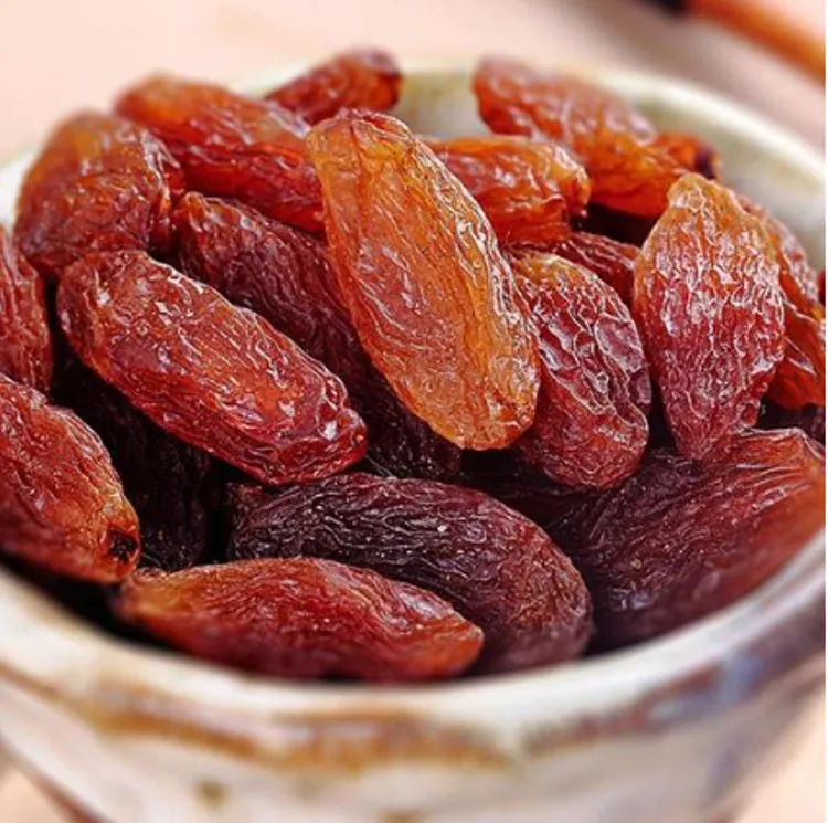 新疆吐鲁番红香妃葡萄干大颗粒无籽自然晾晒软糯香甜零食