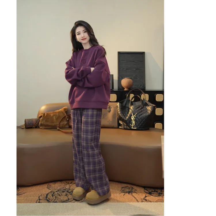 小乖逃D休闲舒适紫色卫衣冬季上衣秋冬ES字母卫衣圆领宽松S24171