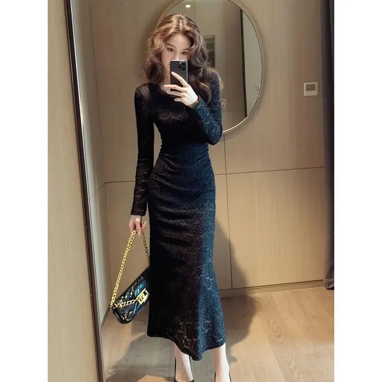 重要场合大方得体穿搭高级感配大衣的打底裙黑色蕾丝连衣裙女秋冬