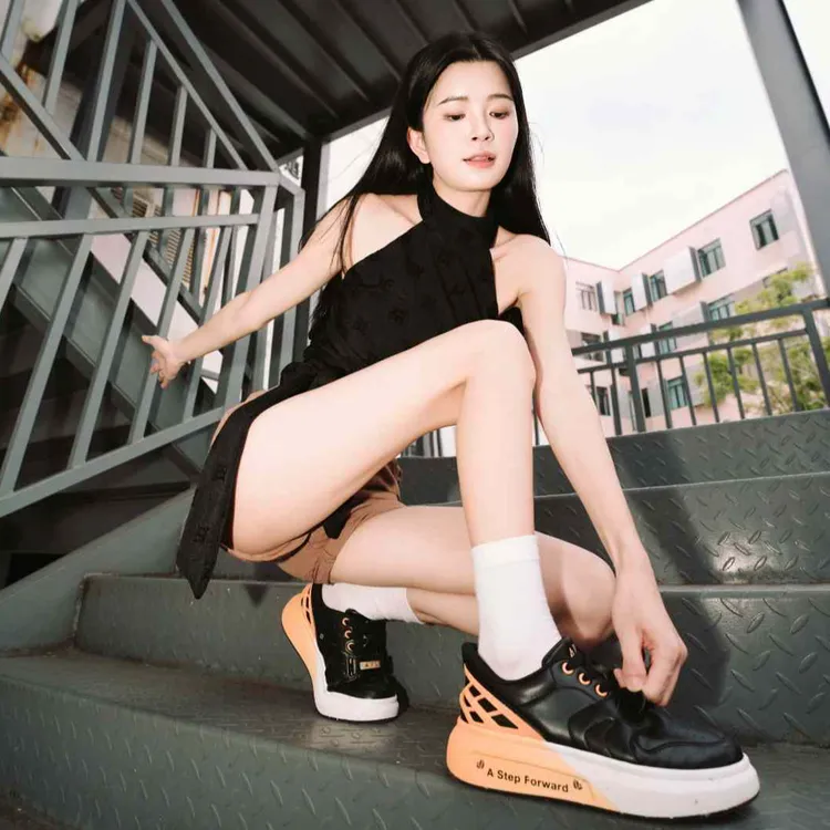 进口头层牛皮小白鞋【艾捷乐AJL免提鞋】免弯腰神器休闲女鞋经