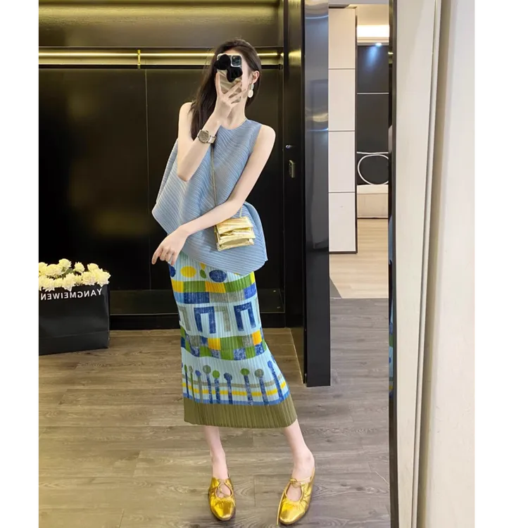 Leathercat2025新款一整套气质高级时尚今年流行半身裙两件套装裙