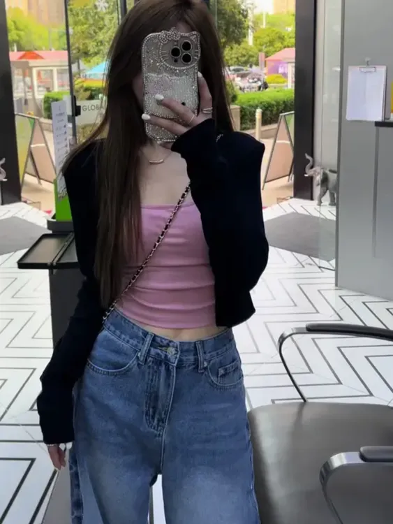 2025春季新款时尚洋气减龄显瘦遮肉黑色开衫吊带牛仔裤三件套装夏