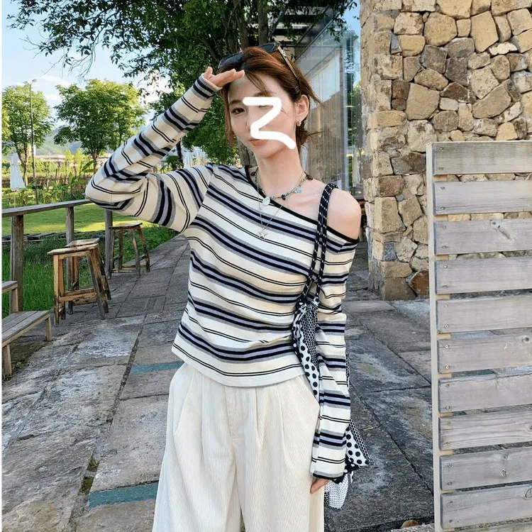 春秋新款斜领露肩条纹长袖T恤女辣妹修身设计感美式甜辣jazz上衣