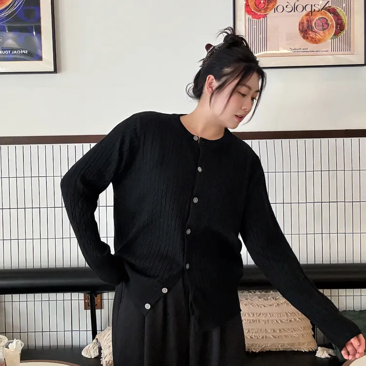 【无LOGO版本】【嘉嘉】81127大码女装刺绣针织衫开衫短外套外搭长袖