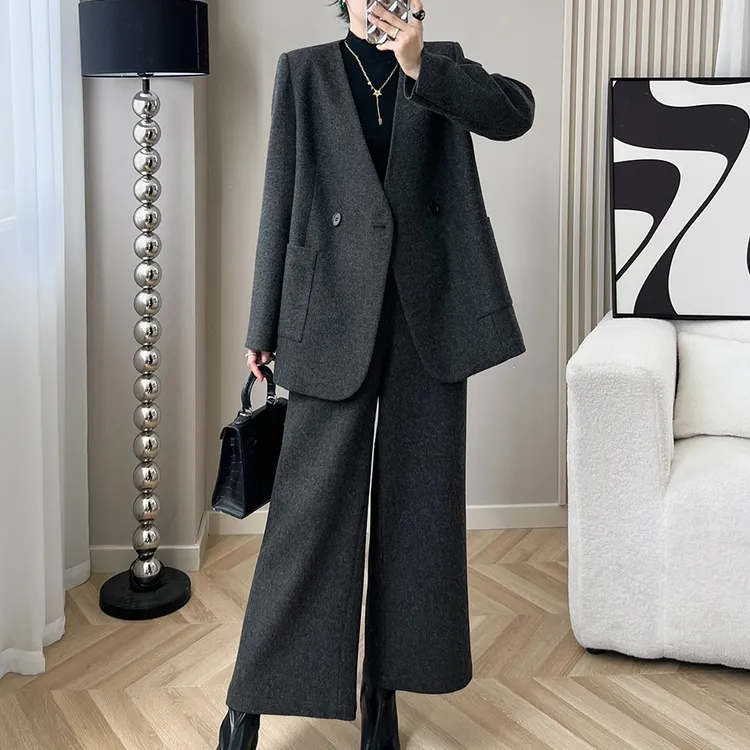 灰色时尚2025秋冬新款干练休闲简约通勤职场宽松外套直筒裤两件套
