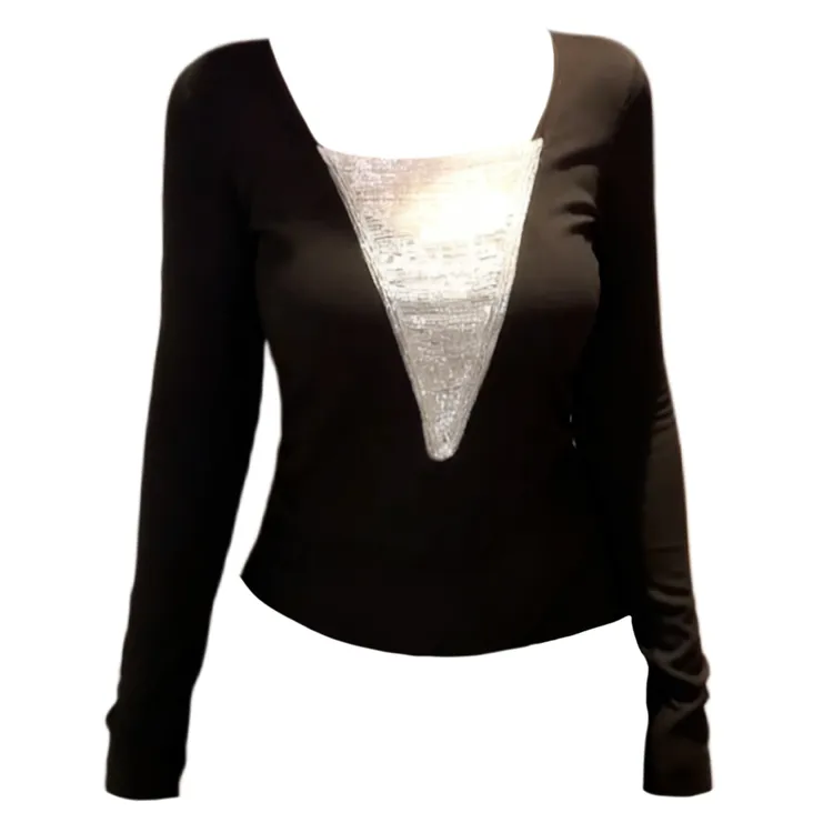 大码胖MM黑色V领长袖T恤女修身显瘦重工珠链拼接设计感打底衫上衣