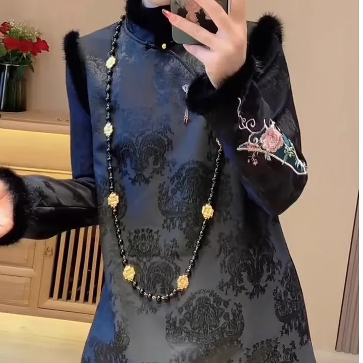 新中式国风连衣裙套装女2025冬季新款时尚显瘦提花盘扣马甲旗袍裙