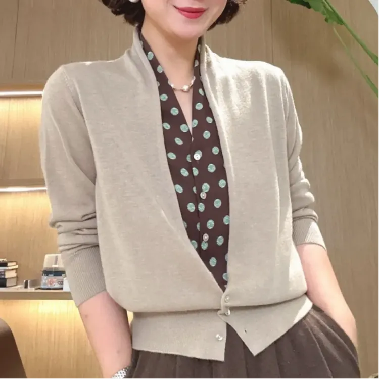 2025秋季新款时尚洋气假两件长袖女衬衫花色拼接复古高级感上衣女