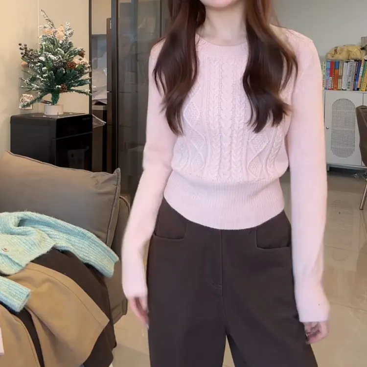 【蔷薇之恋】冬季时尚新款重工钩花纹理毛衣针织衫LK2508683