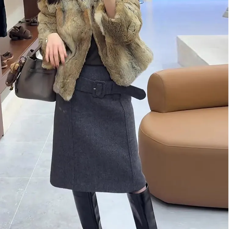 灰色极简风毛呢半身裙女秋冬新款时髦辣妹高腰显瘦百搭中长裙