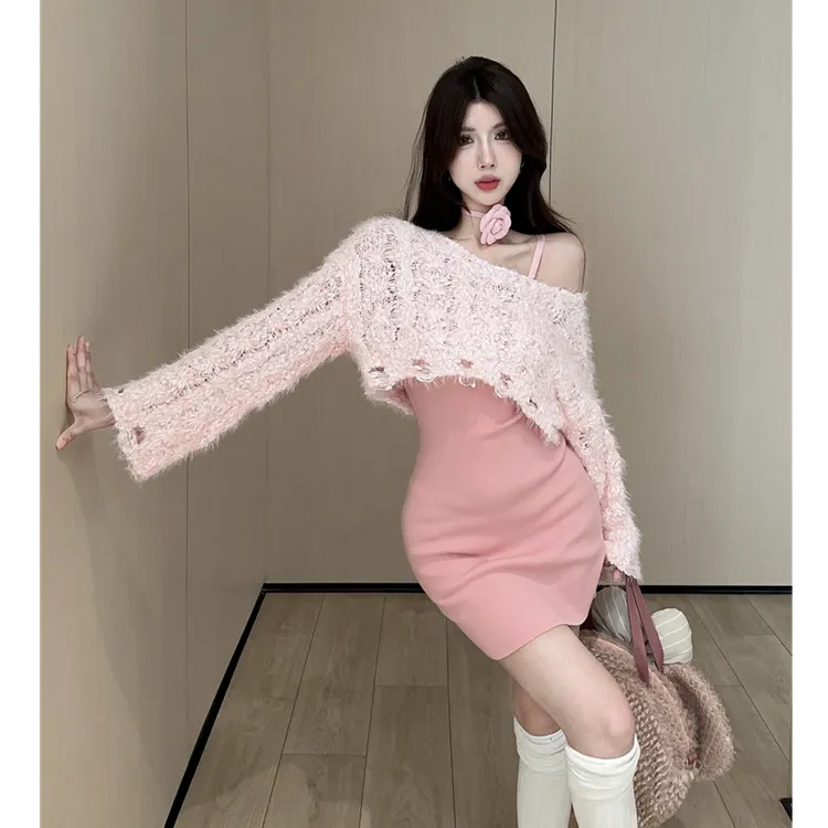 2025秋季新款流行套装辣妹短款毛衣修身纯欲吊带连衣裙针织两件套