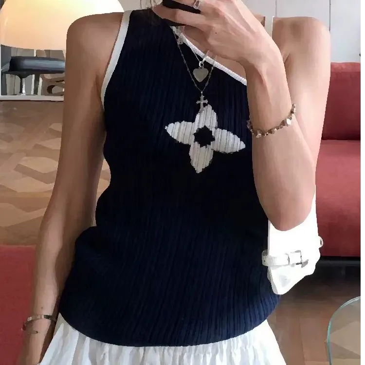 夏季吊带背心女斜肩露肩显瘦通勤打底百搭ins辣妹纯欲针织上衣