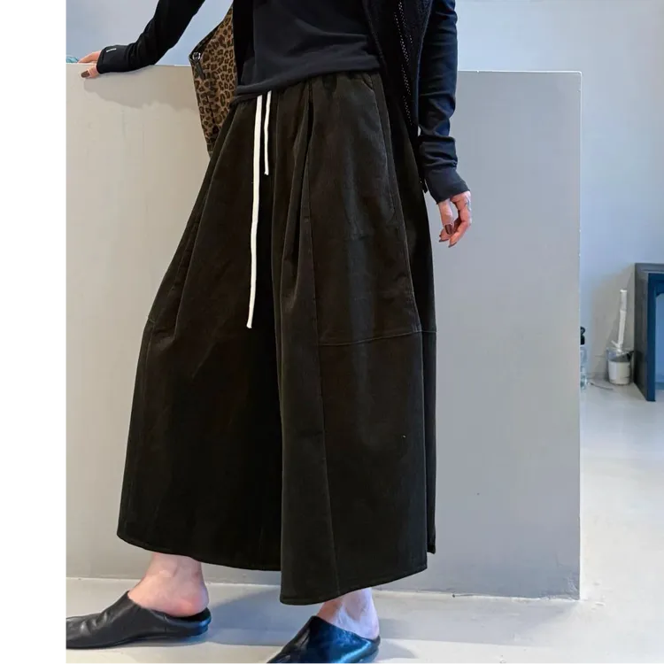 2025秋冬新款灯芯绒阔腿裤条绒百搭休闲裤弯刀香蕉裤子慵懒八分裤