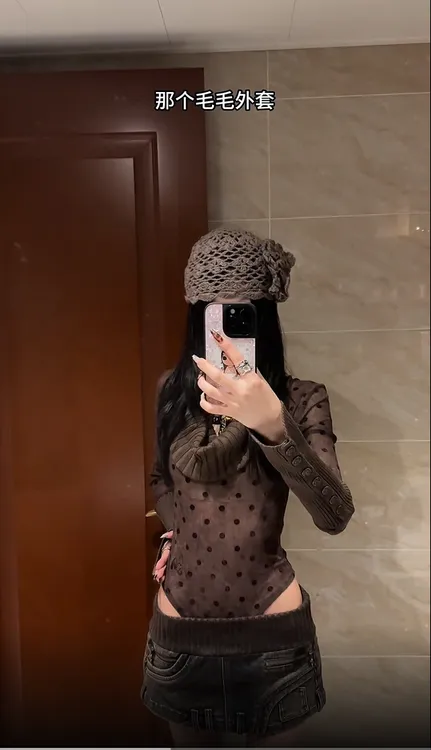 2025秋季新款辣妹复古波点拼接针织荡领连体衣配美式做旧牛仔半裙