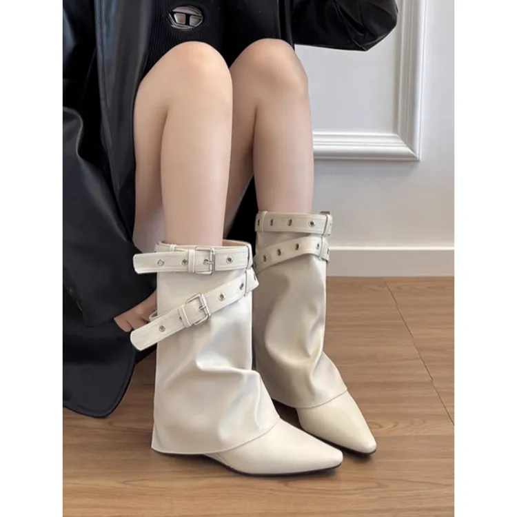 自留款~白色短靴辣妹铆钉尖头裤管靴女秋冬骑士靴中筒堆堆靴短靴