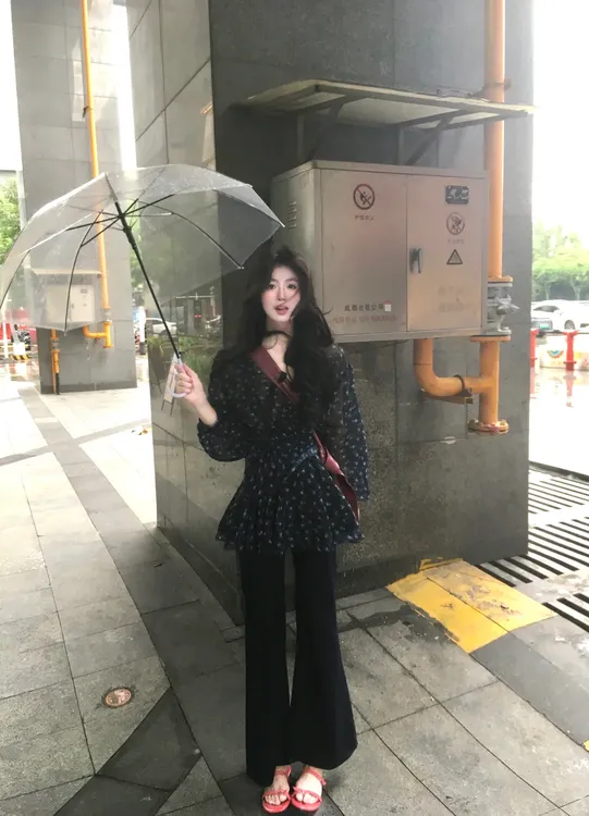 2025夏季新款韩系穿搭高级感碎花雪纺衫长袖上衣休闲裤时尚两件套