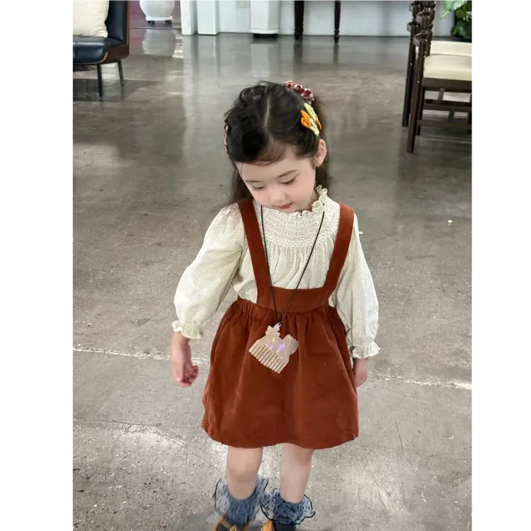壹妈韩版童装女童套装秋季套装洋气儿童米白色花边衬衫上衣背带裙