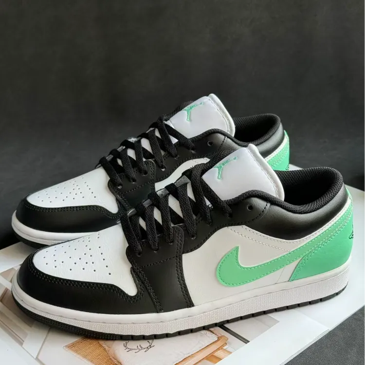 Air Jordan 1 Low男款黑白绿低帮复古耐磨运动休闲板鞋官方正品