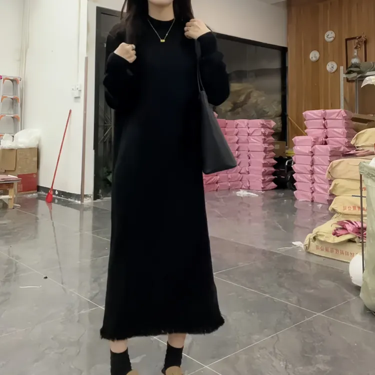 早秋大码女装时尚气质高级感流苏针织风连衣裙胖mm宽松显瘦连衣裙