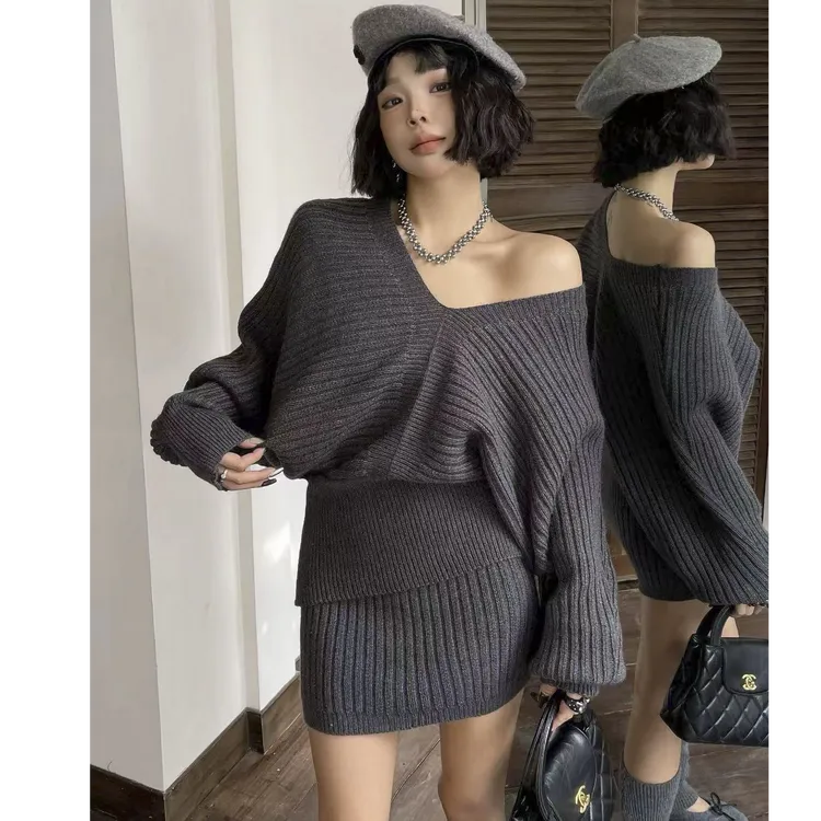 慵懒风毛衣套装女秋冬V领上衣松弛感蝙蝠针织衫毛衣+半身裙两件套