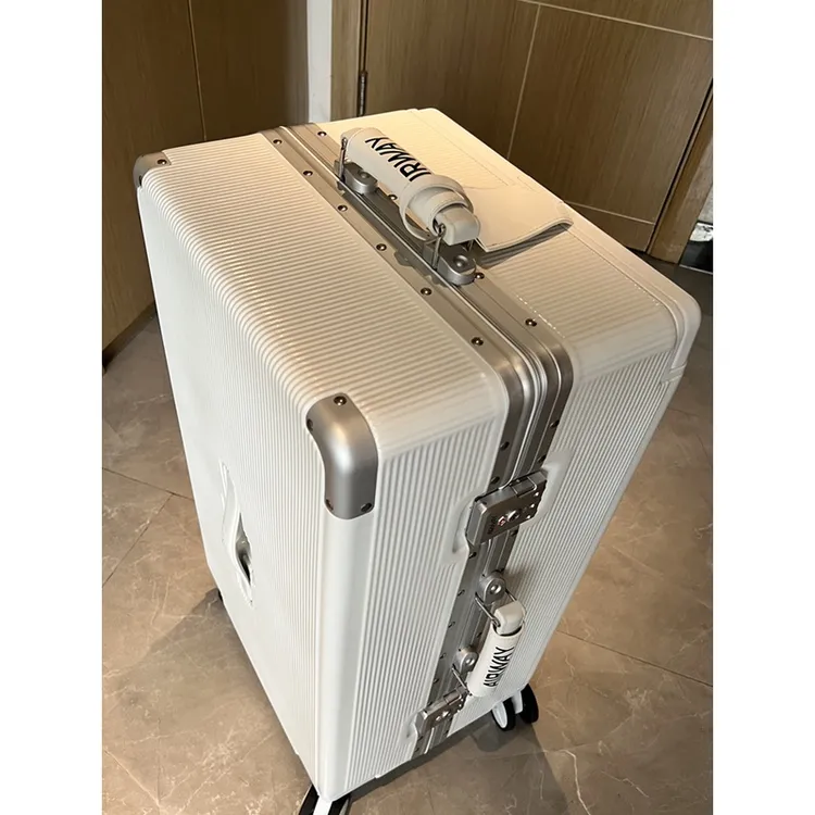 日本铝框款行李箱女20寸登机箱静音万向轮宽拉杆箱男PC旅行箱子28