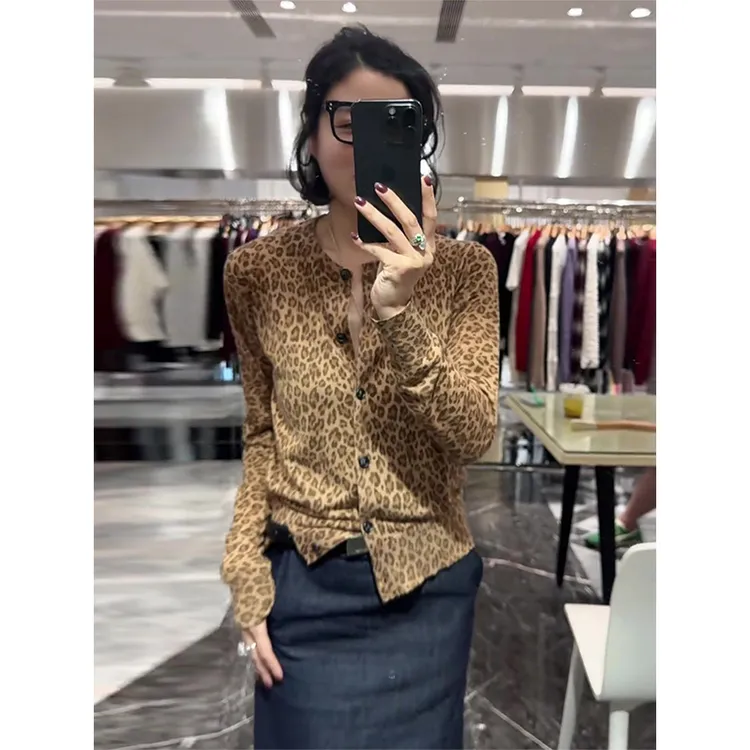 韩系高级感豹纹长袖衬衫外套女士2025早秋新款轻奢减龄洋气上衣