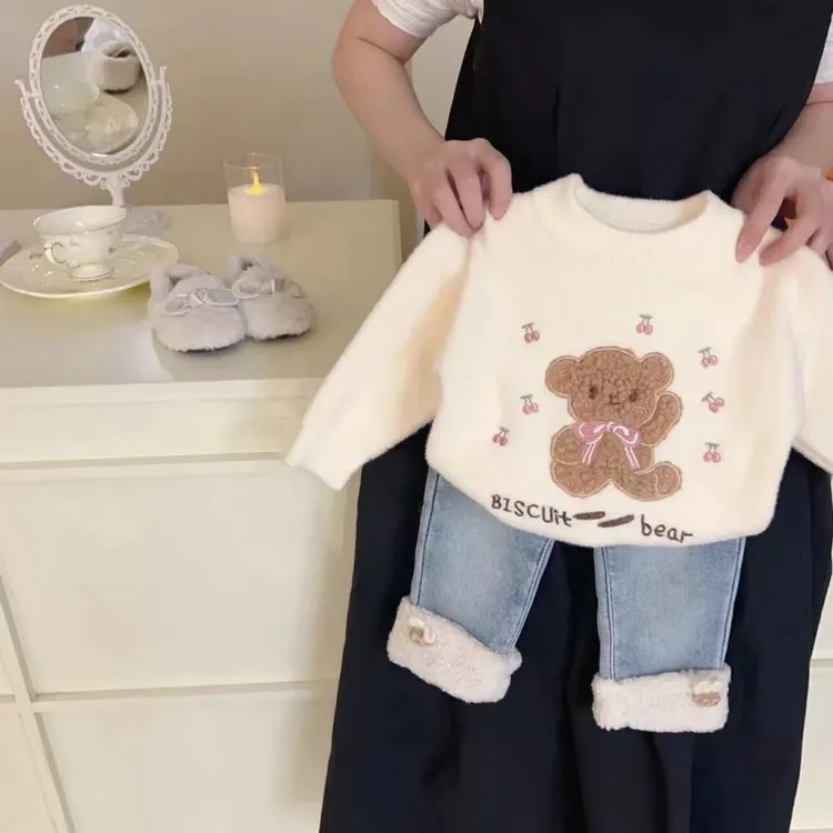 8070儿童款毛衣2025秋冬季洋气刺绣小熊冬季水貂绒针织保暖打底衫