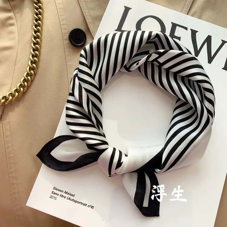 100%桑蚕丝小方巾丝巾女2025新款真丝围巾围脖护颈洋气百搭小领巾