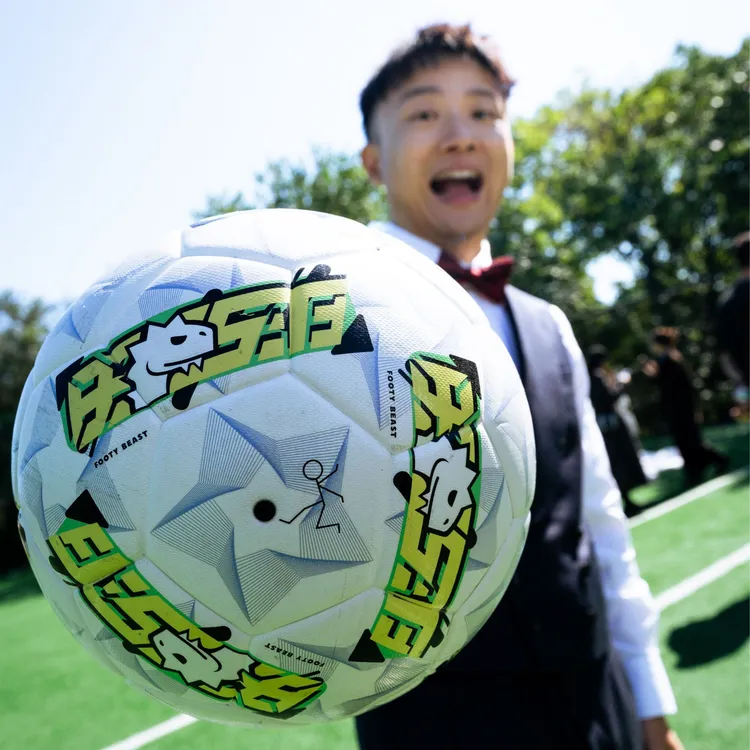 FOOTY BEAST比赛训练足球礼盒装 5号菱格纹热粘合PU 耐磨