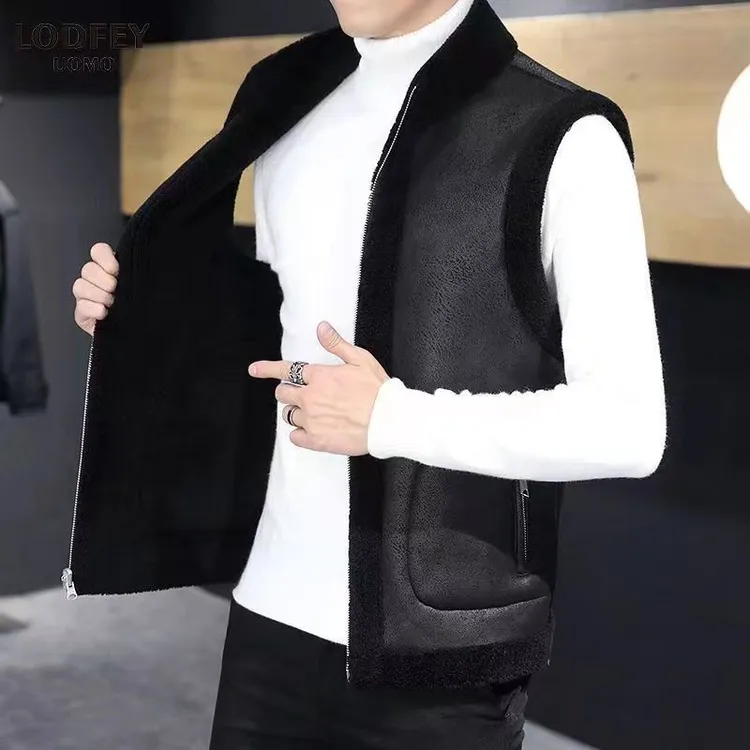 新款高档秋冬双面穿男士马甲防寒保暖羊羔绒皮毛一体马甲外套男装