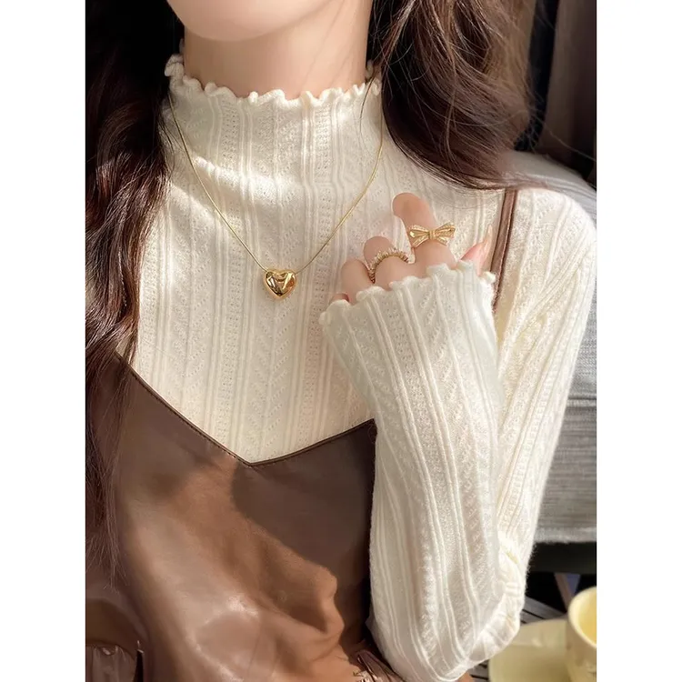 白色半高领毛衣打底衫女秋冬内搭2025年新款显瘦木耳边针织衫上衣