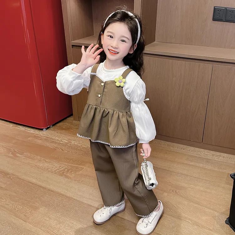女童韩版春装套装2024新款儿童洋气时髦女宝宝甜美吊带春款三件套