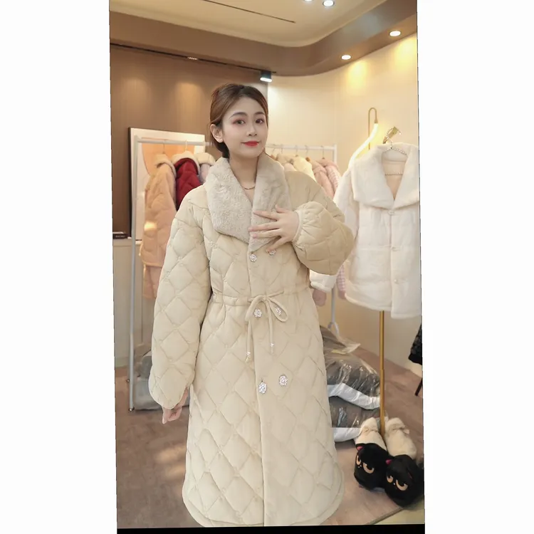 【秀秀家】冬季上新《冰岛》三层夹棉加绒加厚毛领印花睡衣家居服套装