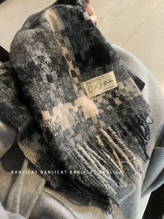 2023新品 秋冬氛围感格纹流苏保暖围巾男女情侣加厚长款围脖礼物