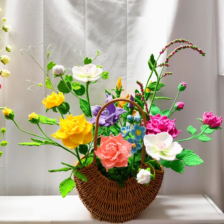 巧巧手作的第8个各种毛线钩花4股线视频教程100节课大课程