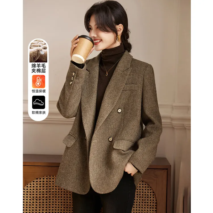 尚静绵羊毛正肩西服外套2024冬季新款人字纹夹棉加厚保暖外套女