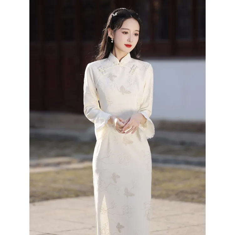 白色蕾丝绣花旗袍2025年秋季新中式国风年轻款少女连衣裙订婚礼服