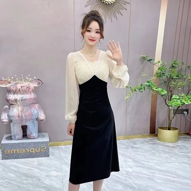 +法式高级感气质名媛连衣裙冷淡系独特别致裙子收腰包臀短裙A8113