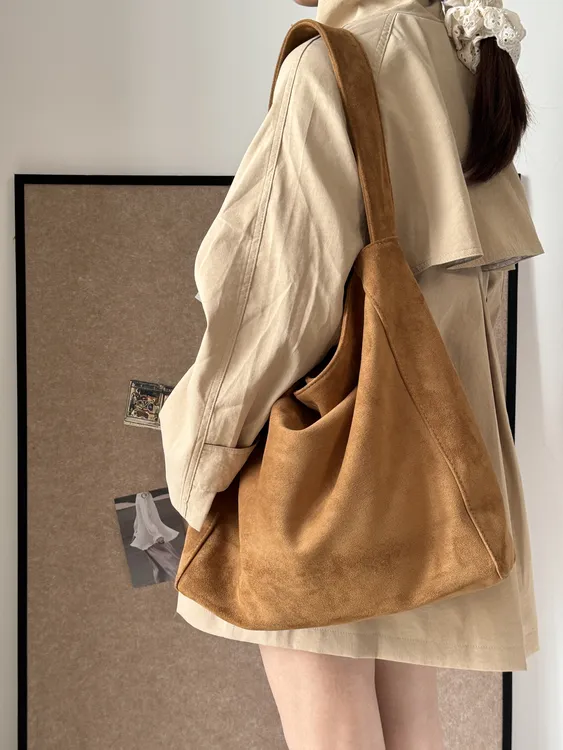 【菜芽子】麂皮绒大容量单肩包包女2025秋冬新款百搭通勤慵懒托特包