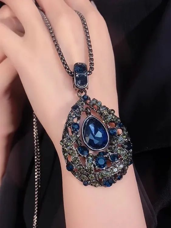 钛钢项链  重工蓝色水滴气质百搭高端大气秋冬毛衣链长款项链女潮